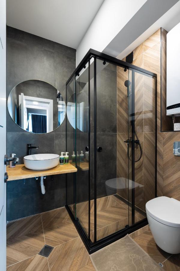 Topaz Beachfront Apartment Варна Екстериор снимка