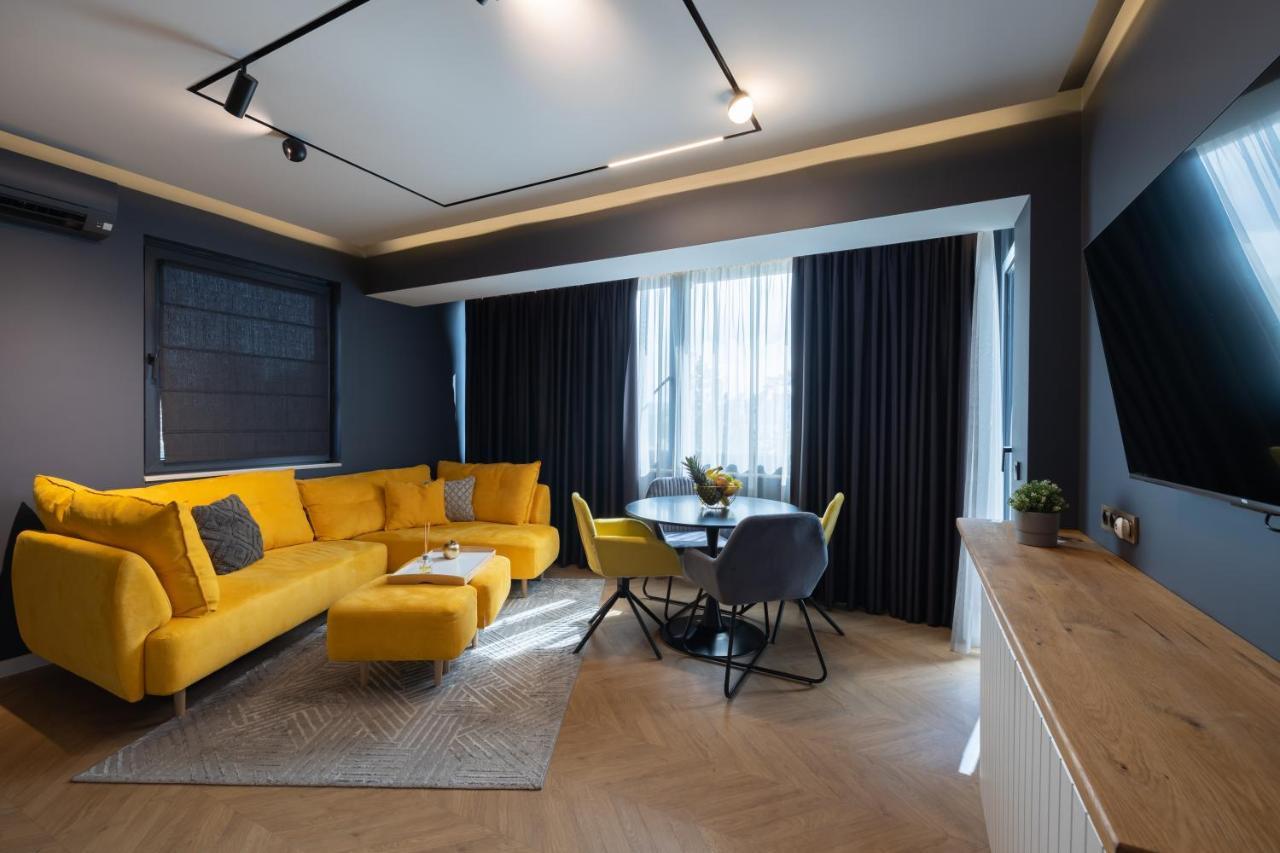 Topaz Beachfront Apartment Варна Екстериор снимка