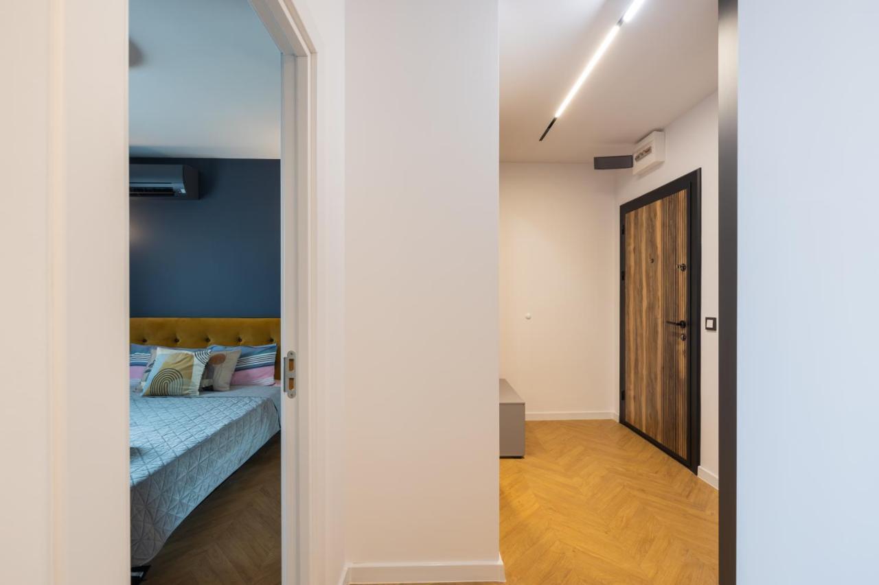Topaz Beachfront Apartment Варна Екстериор снимка